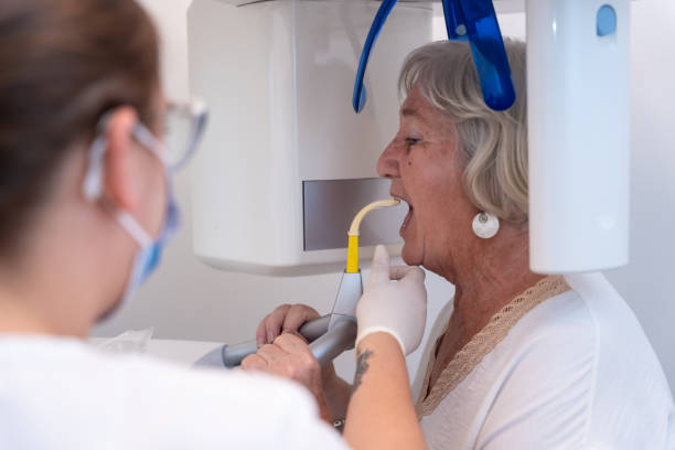 Best Emergency Tooth Extraction in Kelly Ridge, CA